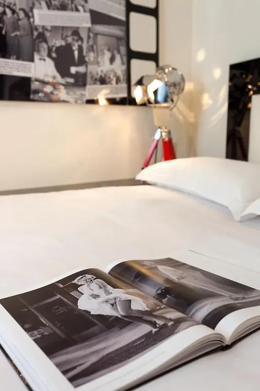 Hotel Petit Madeleine Paris